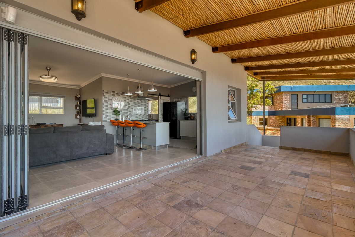 Effortless Style, Stunning Vistas! - Photo 4