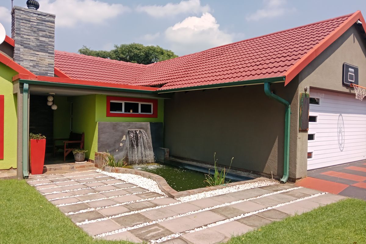 4 Bedrooms 2 Bathrooms Brackendowns Alberton - Photo 4