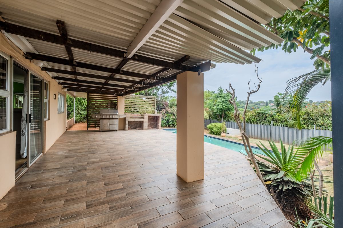 Welcome to Effortless Family Living in Sought-After Durban North - Photo 3