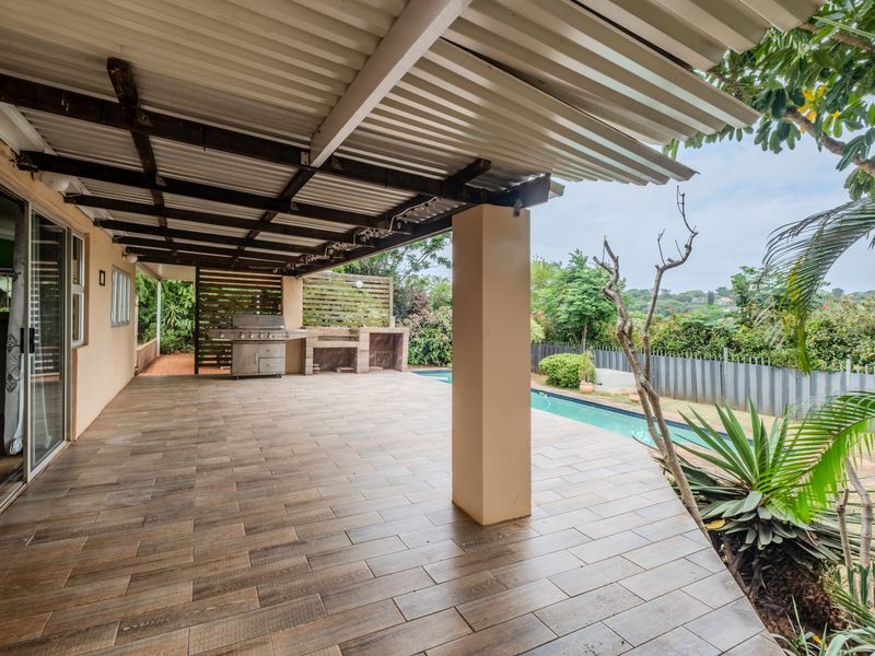 Welcome to Effortless Family Living in Sought-After Durban North - Photo 3