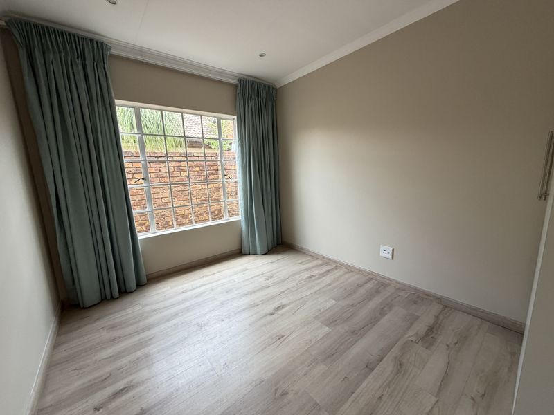 Pebble Park Simplex in Pebble Creek Estate - Photo 10