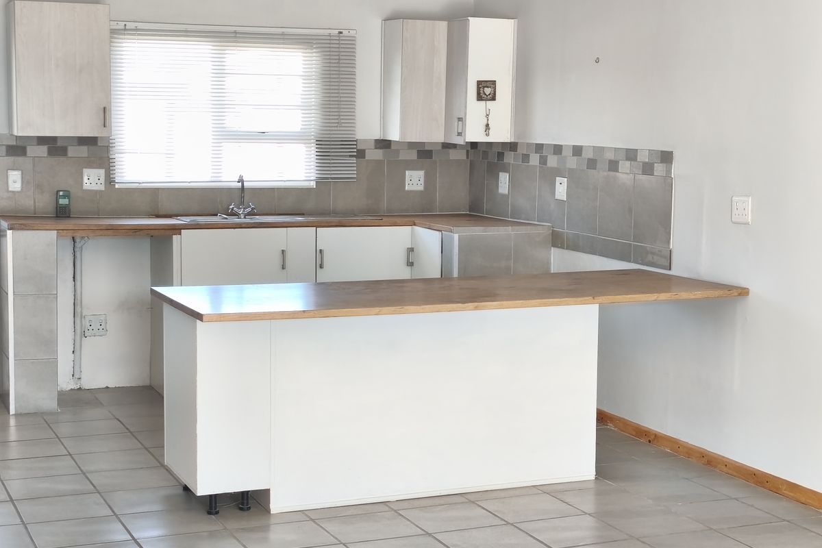 House For Sale In Gansbaai - Photo 4