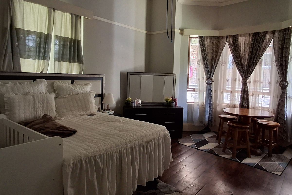 1 Bedroom Unit - Photo 5