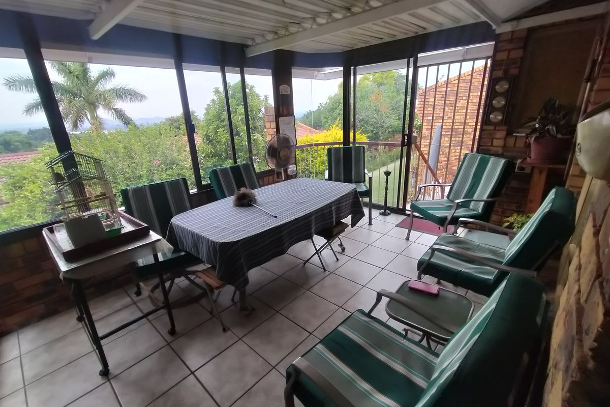 Neat & Move-In-Ready Retirement Unit in Amandasig Retirement Village - Photo 5