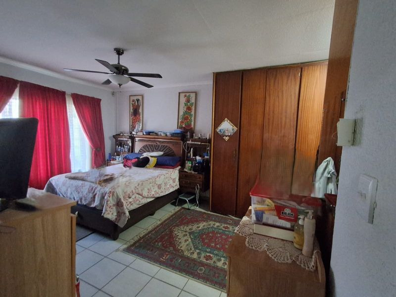 3-Bedroom Family Home with  Beautiful Garden for Sale - Photo 5