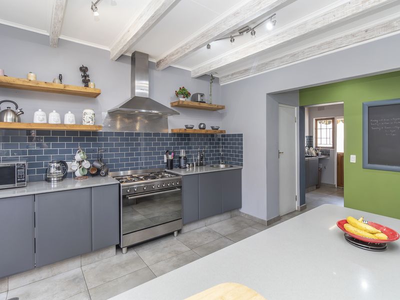 Modern, Spacious Lock and Go Duplex in Boutique Style Complex - Photo 7