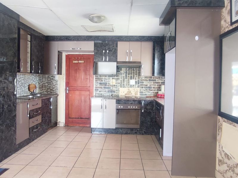 Good for investment - Photo 6