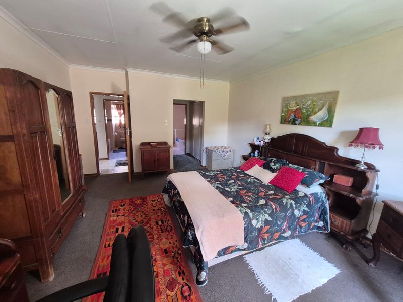 Lock-Up-and-Go Townhouse | Pet Friendly | Walk to All Amenities - Photo 8