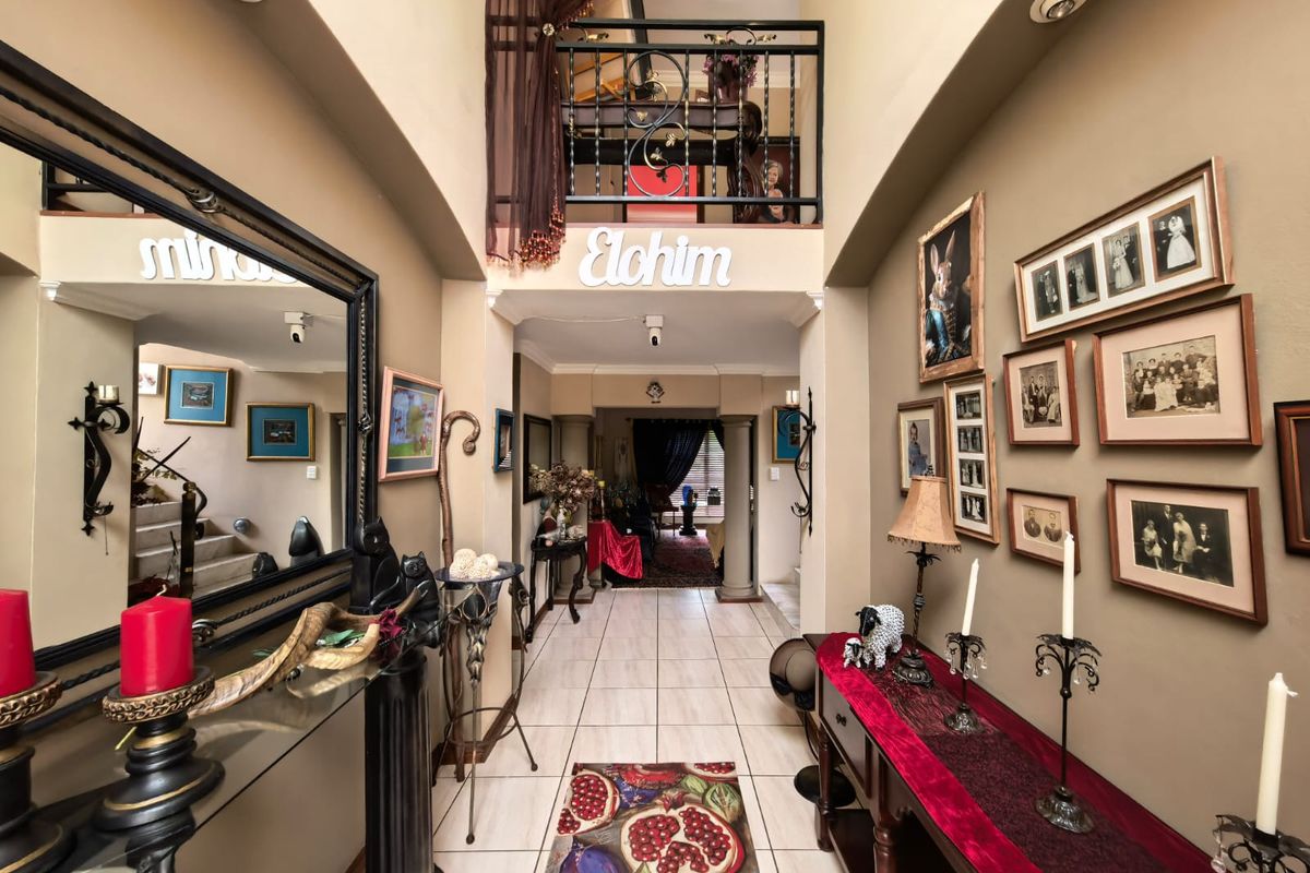 Home with stunning river view for sale in Vaal De Grace Nature Estate - Photo 5