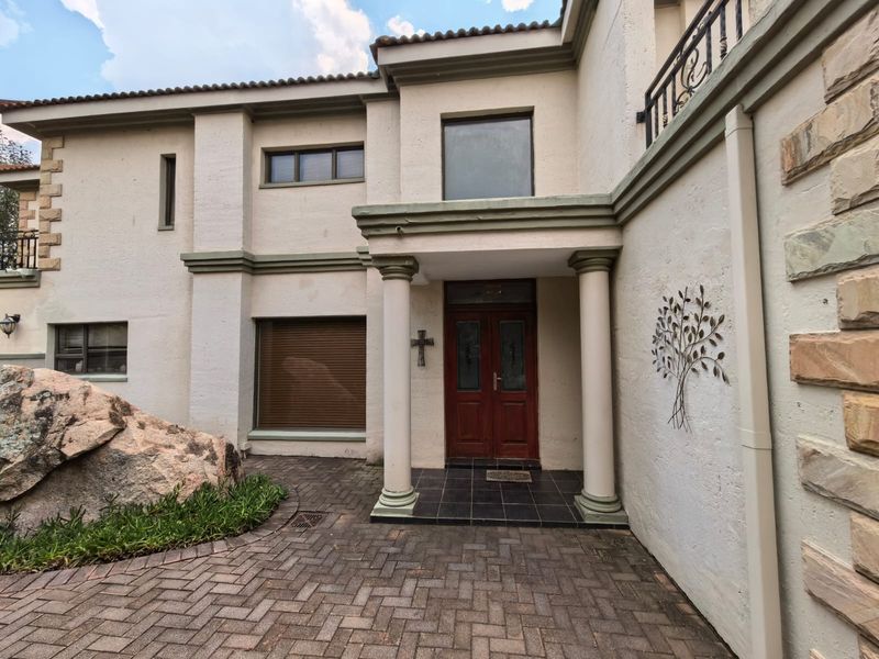 Home with stunning river view for sale in Vaal De Grace Nature Estate - Photo 3