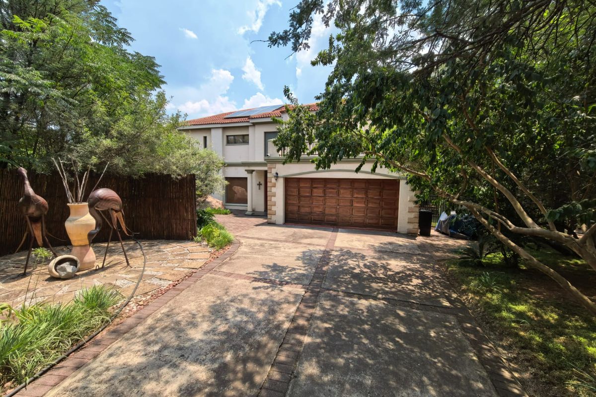 Home with stunning river view for sale in Vaal De Grace Nature Estate - Photo 4