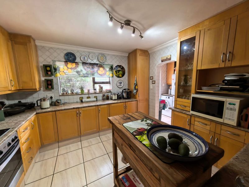 Home with stunning river view for sale in Vaal De Grace Nature Estate - Photo 10