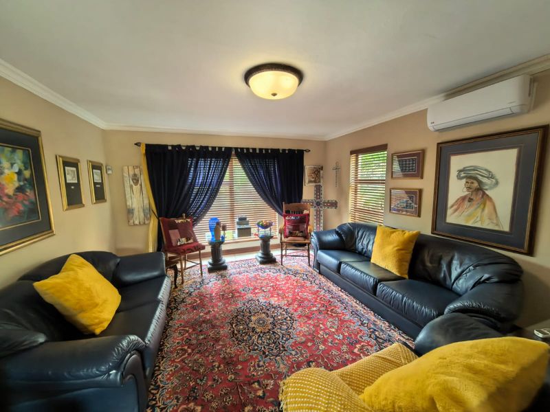 Home with stunning river view for sale in Vaal De Grace Nature Estate - Photo 7