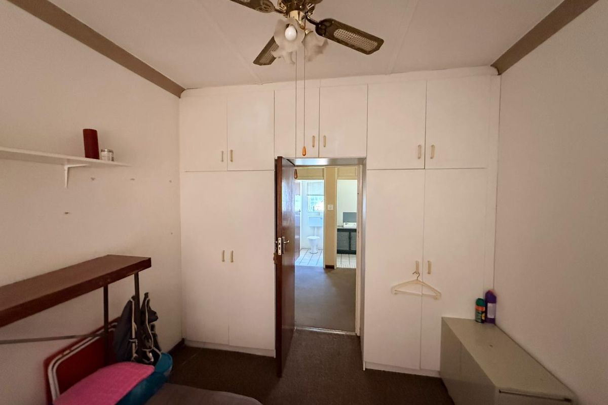 Well-Maintained 3 bedroom Home with Pool & Income-Generating Flatlet - Photo 3