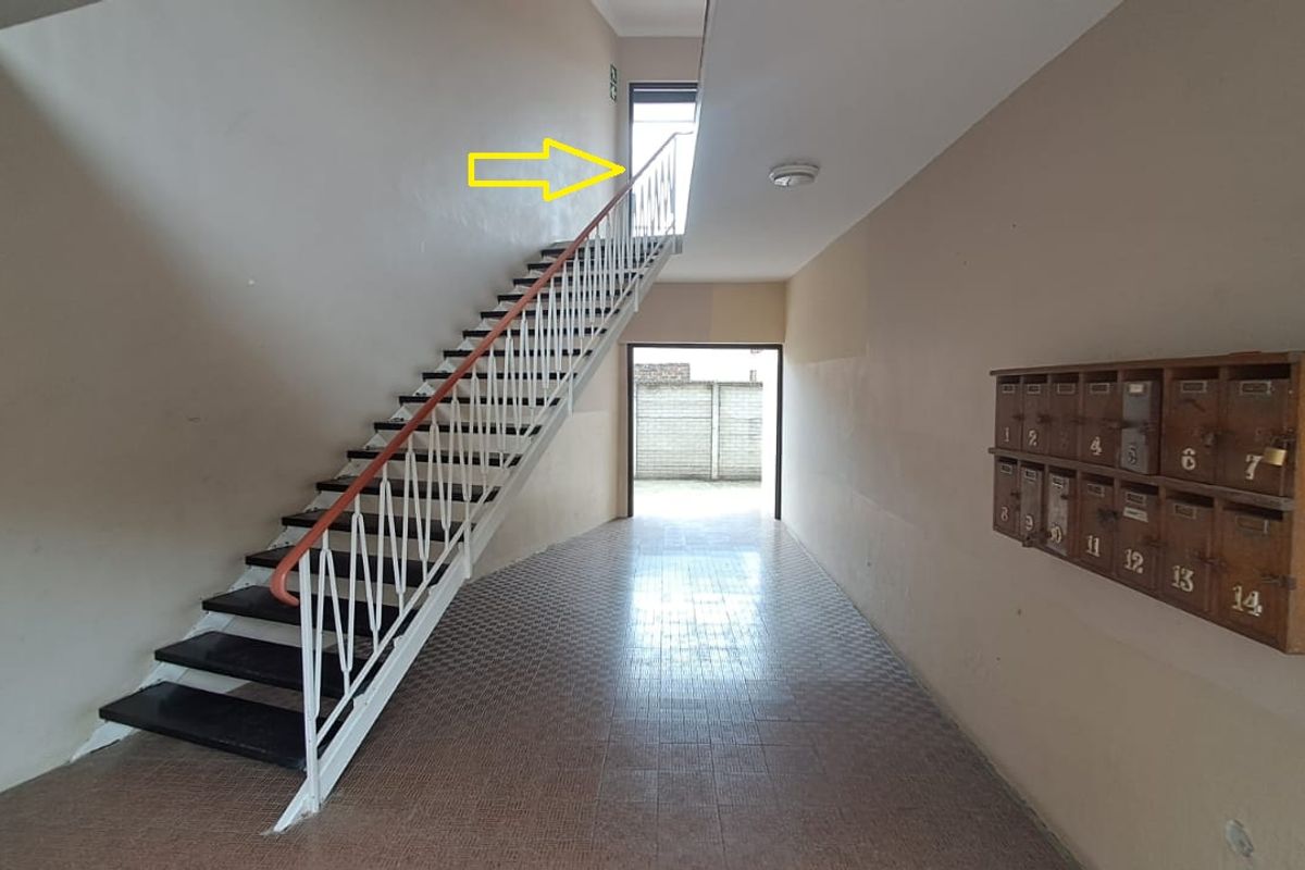 Neat First-Floor Apartment with a Garage in Beacon Bay - Photo 5