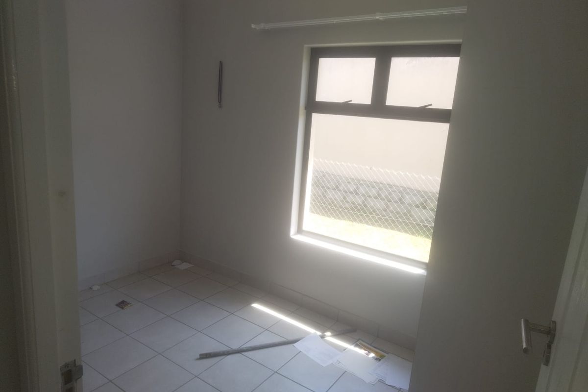 Secure Coastal Living in Umlele Springs – 2 Bedroom Stand-Alone Townhouse with Private Yard! - Photo 3