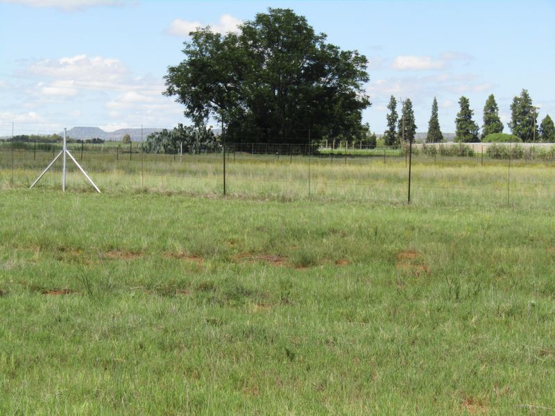 4.28 Ha Full Title Vacant Land In Bainsvlei - Photo 2