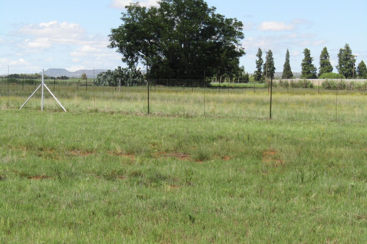 4.28 Ha Full Title Vacant Land In Bainsvlei - Photo 2