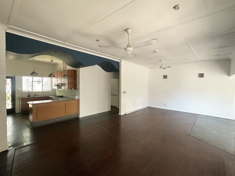 Location Meets Versatility - Live/Work In This Large, Well-Located Property - Central, Mthatha - Photo 5