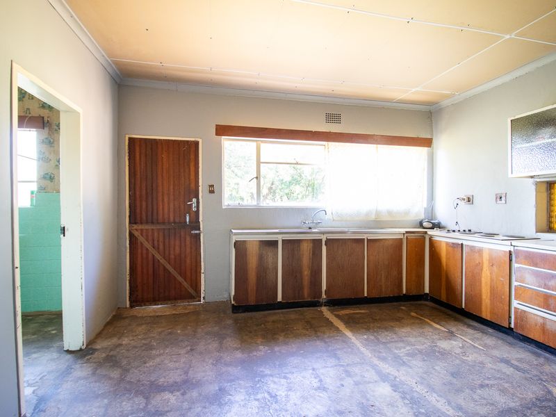 Ideal Investment & Smallholding Opportunity – A Must-See Property - Photo 10