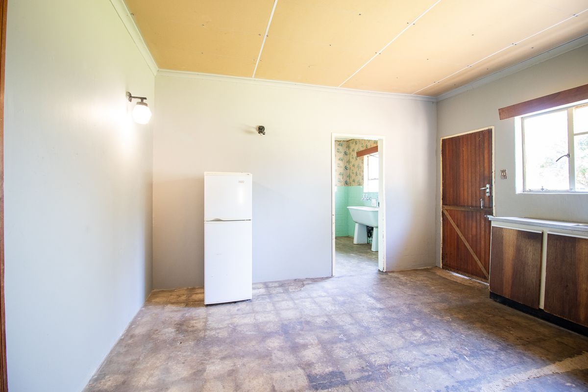 Ideal Investment & Smallholding Opportunity – A Must-See Property - Photo 5