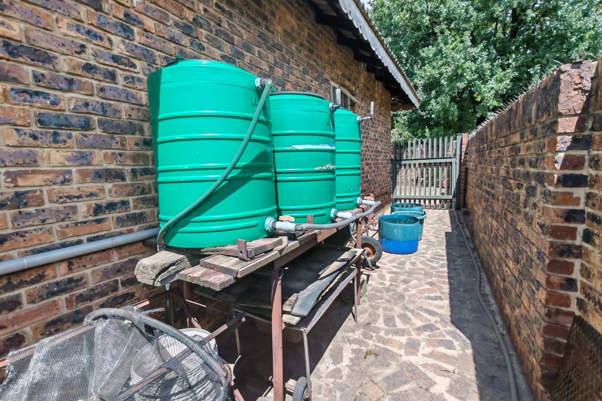 3 Bedroom Townhouse for Sale in Sasolburg Ext 11 - Photo 5