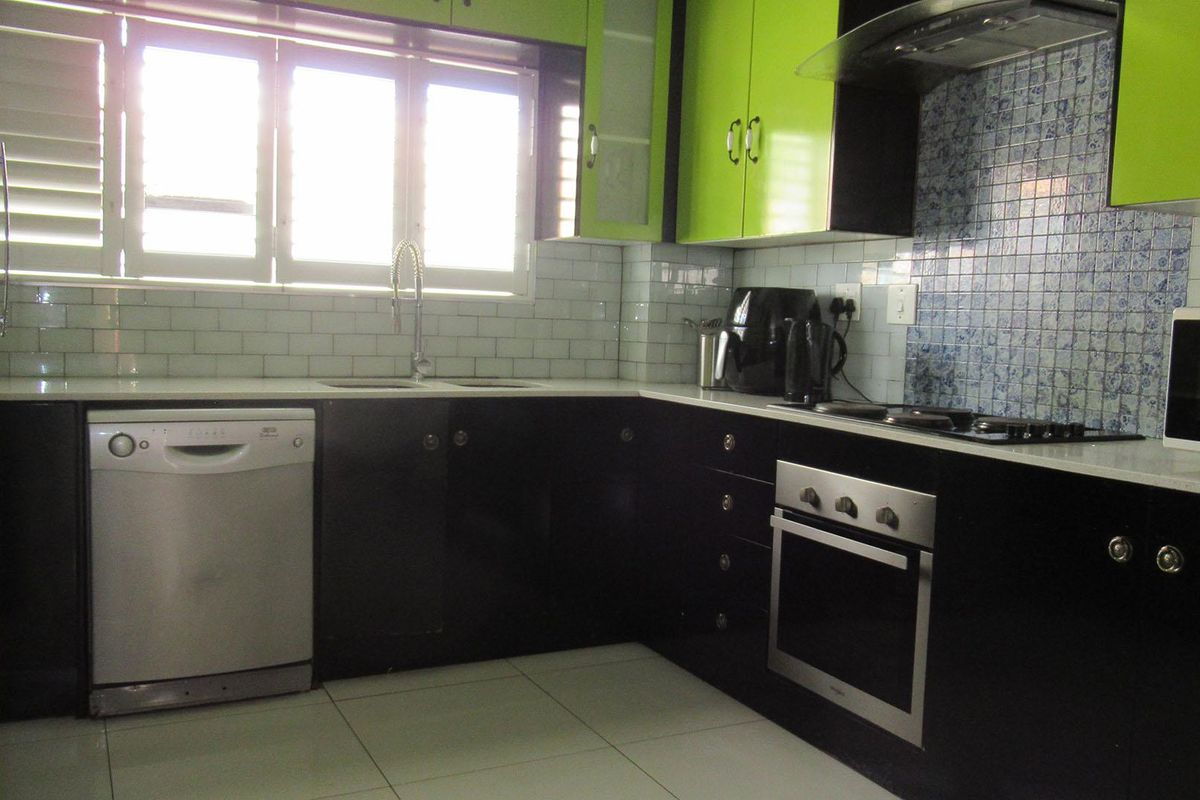 Stylish Ground-Floor Living with Space, Comfort & Modern Finishes - Photo 2