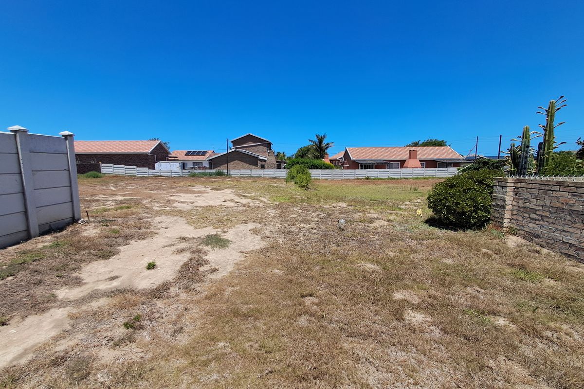 Prime 870 m2 Erf 1416 - Investment Opportunity / Side-by-Side Plots Available - Photo 3