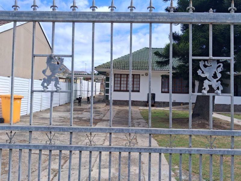 Spacious 1 bedroom garden flat in Sunnyridge - on shared property - Photo 3