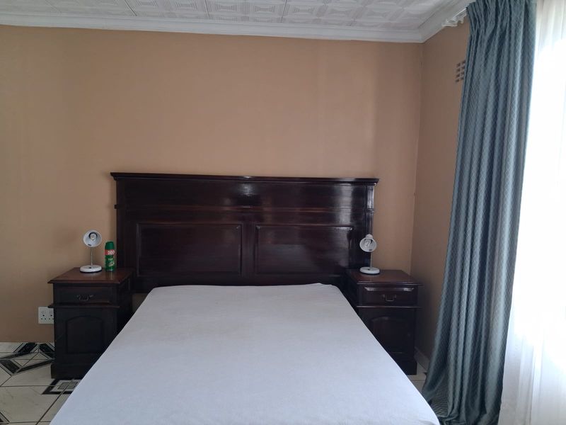 Spacious 1 bedroom garden flat in Sunnyridge - on shared property - Photo 7