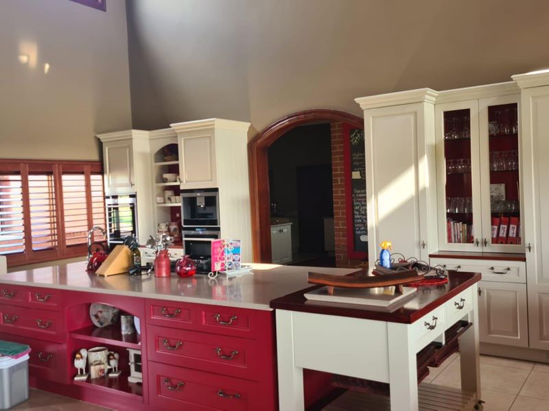 Pecan nut farm on Vaal Dam's banks - Photo 6