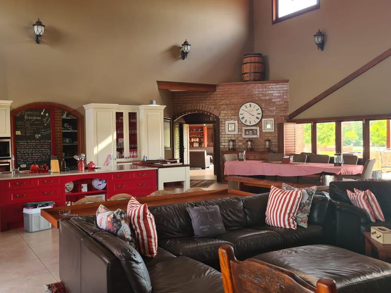 Pecan nut farm on Vaal Dam's banks - Photo 10