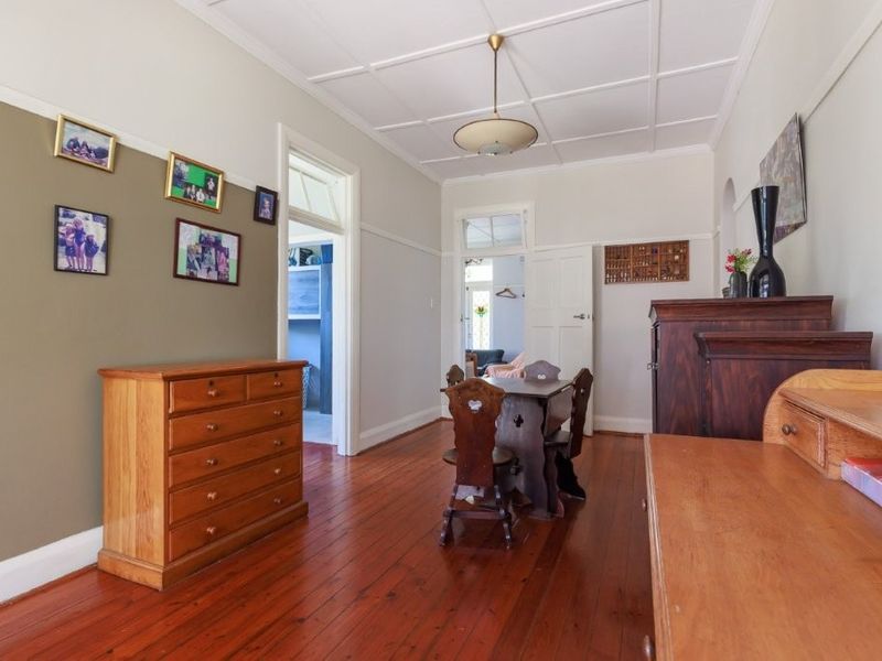 Old World Charm - Photo 6