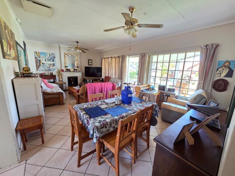 House For Sale In Pretoria - Photo 9