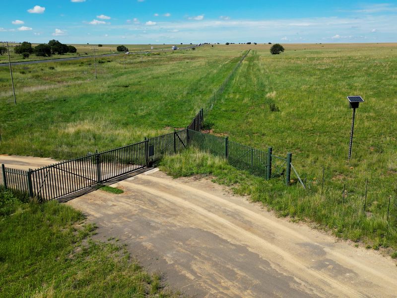 Uitstekende 2 312 ha Bees- En Wildboerdery-Eenheid Te Koop – Winburg / Ventersburg - Photo 10