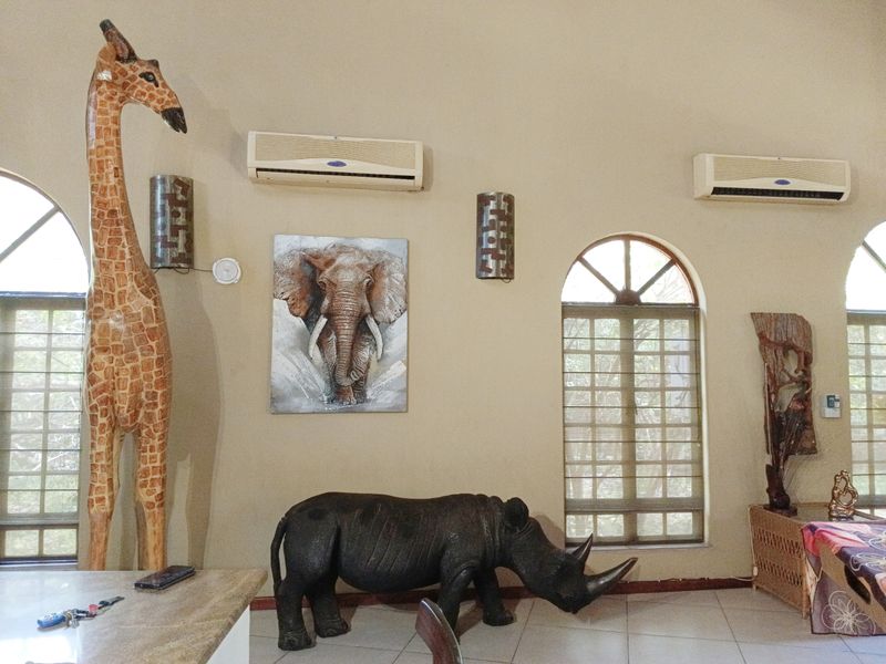 Exquisite home just right for you! - Photo 7