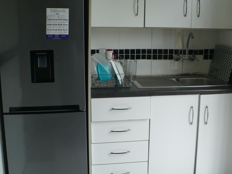 Ready to move in - Photo 9