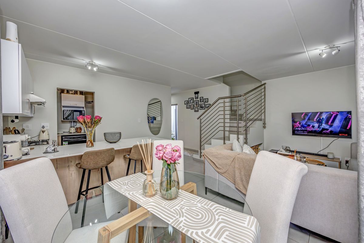 Modern Cluster for Sale – A Perfect Blend of Style and Convenience! - Photo 4