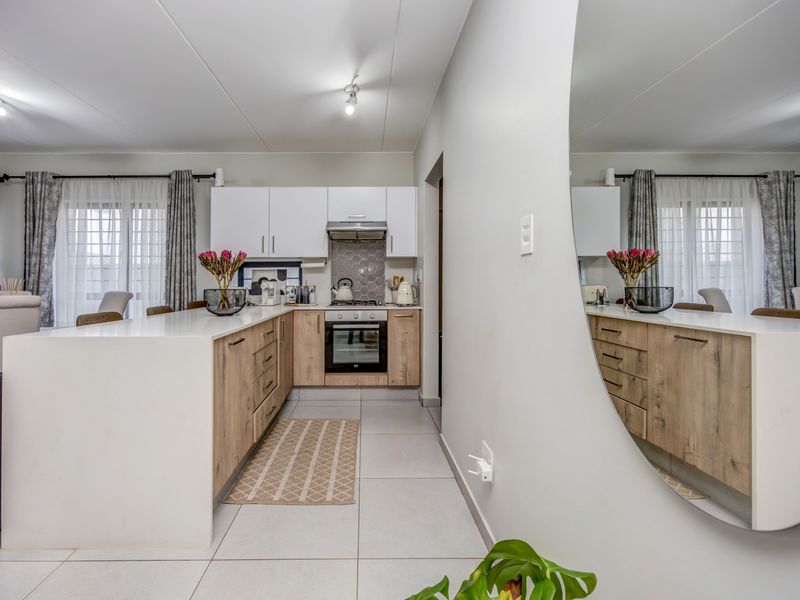 Modern Cluster for Sale – A Perfect Blend of Style and Convenience! - Photo 8