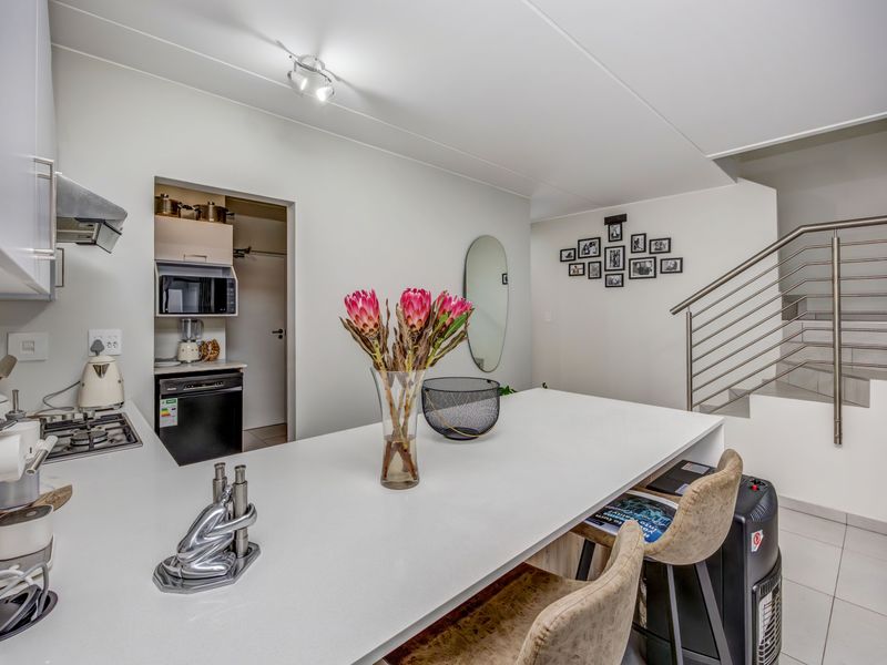 Modern Cluster for Sale – A Perfect Blend of Style and Convenience! - Photo 6