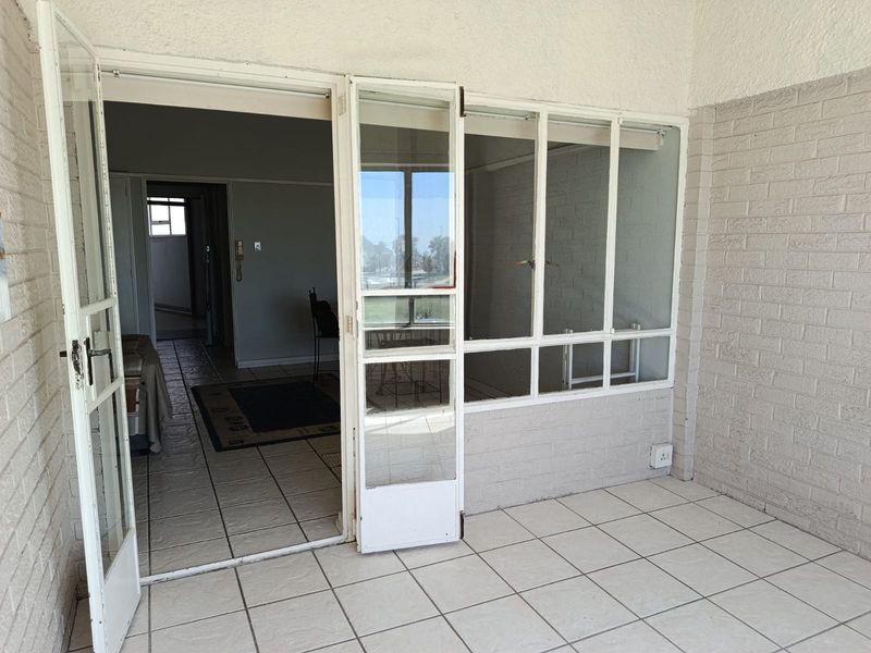 Summerstrand: Bliss apartment: Beautifully upgraded complex - Photo 8