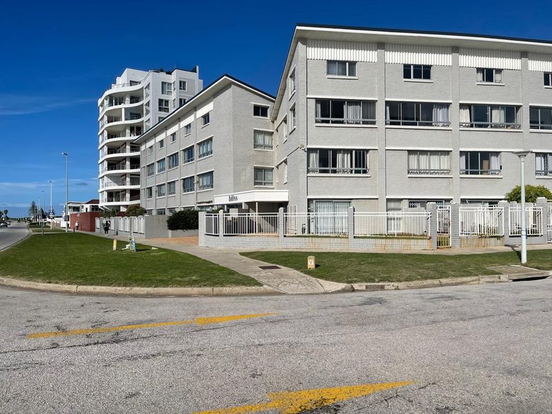 Summerstrand: Bliss apartment: Beautifully upgraded complex - Photo 3