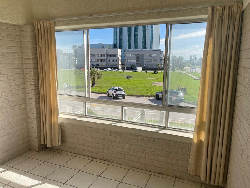 Summerstrand: Bliss apartment: Beautifully upgraded complex - Photo 9