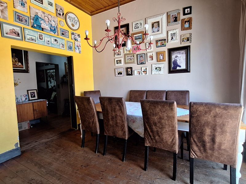 House with boma and workspace for sale - Photo 8