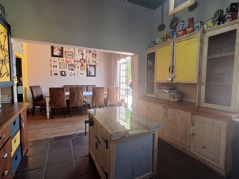 House with boma and workspace for sale - Photo 7