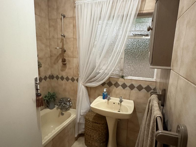 Family house for sale in New Bethal East - Photo 6