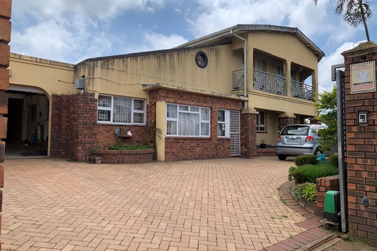 Spacious Family Retreat in Shallcross - Photo 5