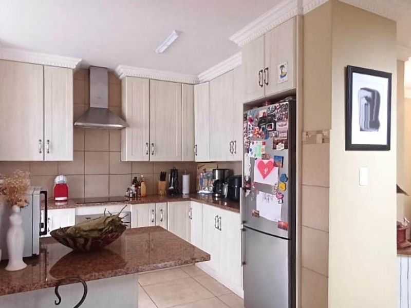 Exceptional Double-Storey Family Home in a Secure Estate - Photo 6