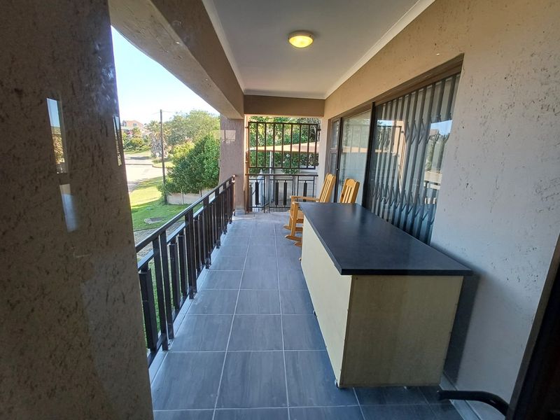 Exceptional 501 m2 multi-generational home with sea views - Photo 10