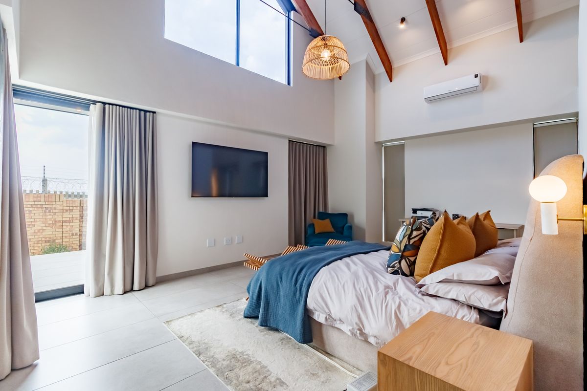 Where Modern Luxury Meets Effortless Family Living - Photo 4